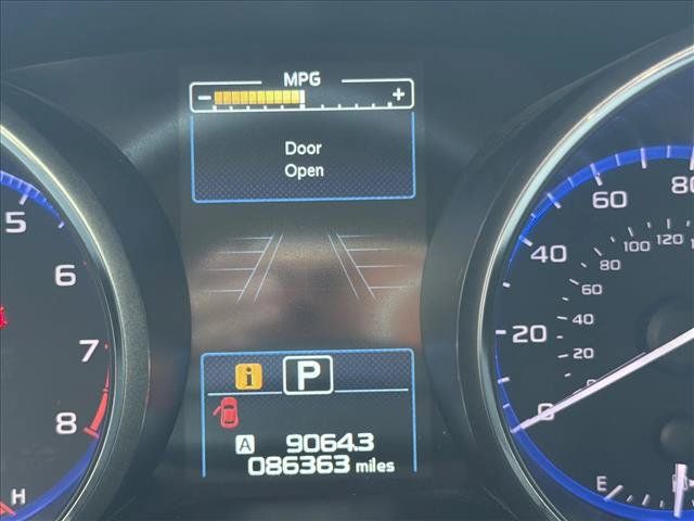 Used 2018 Subaru Outback 2.5i Limited AWD/4WD image 17