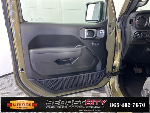 New 2026 Jeep Gladiator Rubicon image 12