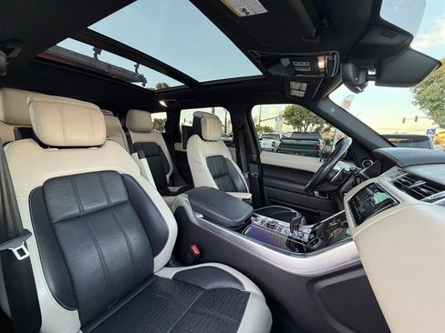 Used 2019 Land Rover Range Rover Sport Autobiography image 60
