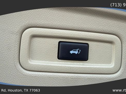 Used 2015 INFINITI QX70 3.7 w/ Premium Package image 28