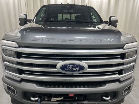 Used 2024 Ford F350 Limited w/ FX4 Off-Road Package image 6