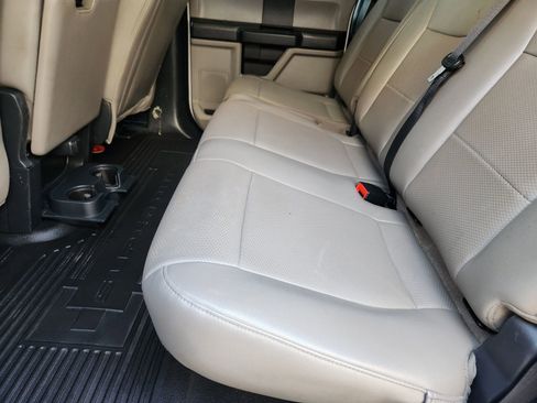 Used 2022 Ford F250 XL w/ Power Equipment Group image 33