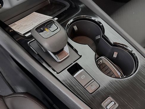 New 2026 Nissan Rogue SV image 18