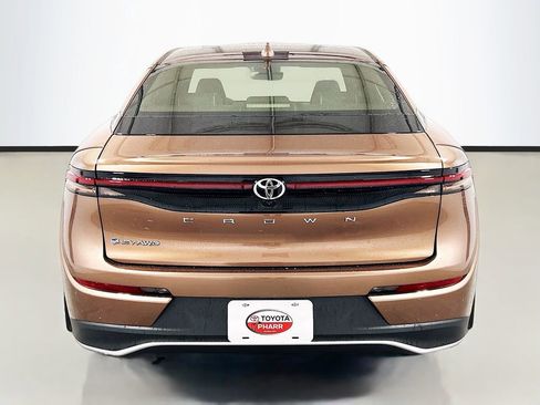 New 2026 Toyota Crown XLE image 5