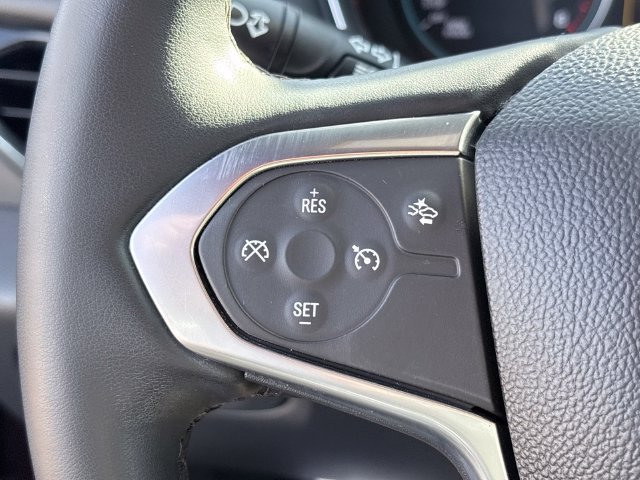 Used 2023 Chevrolet Traverse LT FWD image 13