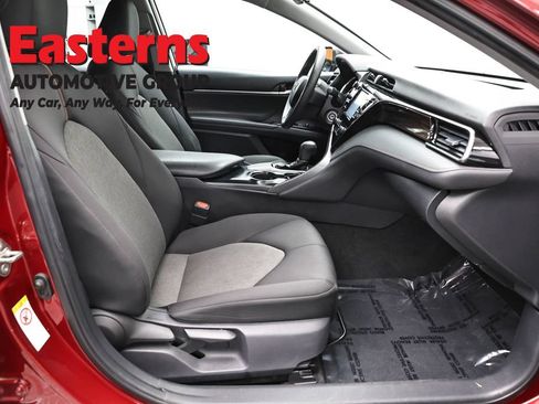 Used 2019 Toyota Camry LE FWD image 22