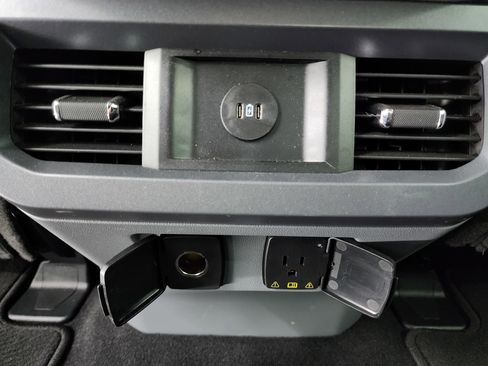 Used 2024 Ford F350 XLT w/ Tremor Off-Road Package image 40