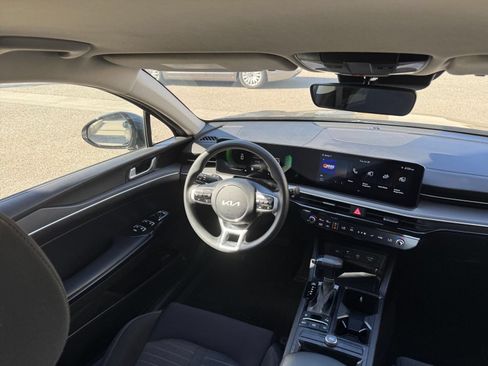 Used 2025 Kia K5 LXS FWD image 33