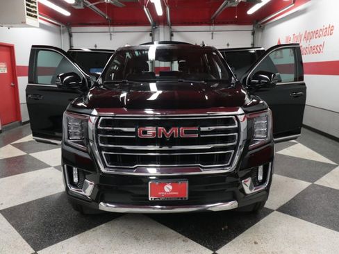 Used 2022 GMC Yukon SLT w/ SLT Premium Package image 28