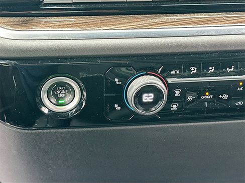 Used 2022 Chevrolet Silverado 1500 LT image 19