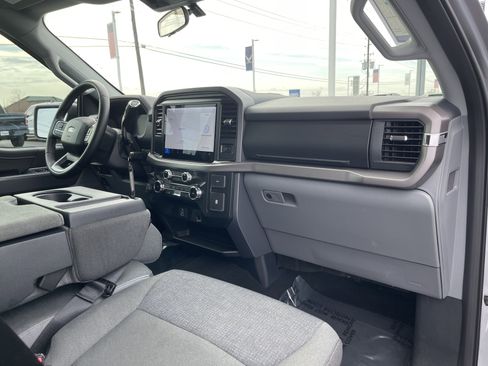 Used 2025 Ford F150 XLT w/ Equipment Group 301A Standard image 14