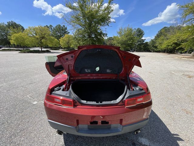 Used 2015 Chevrolet Camaro LT RWD image 26