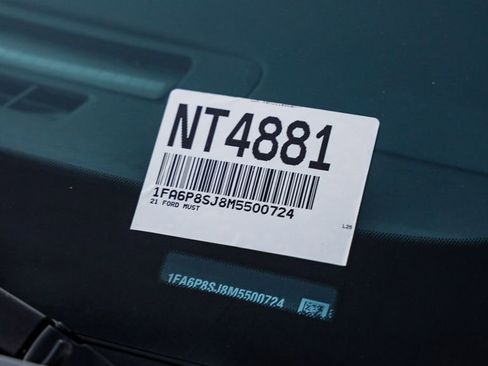 Used 2021 Ford Mustang Shelby GT500 w/ Technology Package image 28