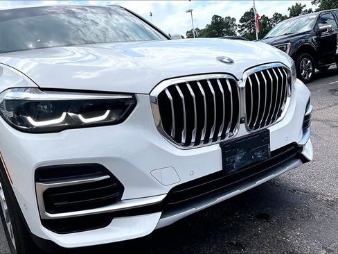 Used 2022 BMW X5 xDrive40i w/ Premium Package AWD/4WD image 5