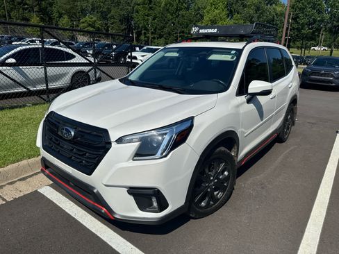Used 2022 Subaru Forester Sport AWD/4WD image 3