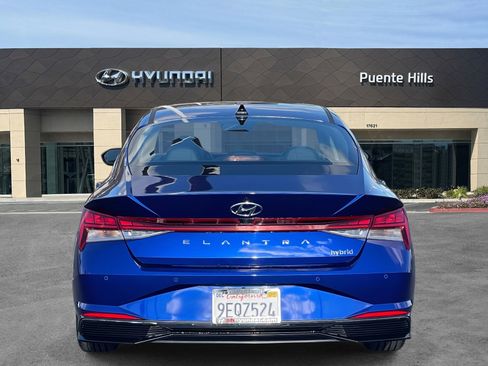 Certified 2023 Hyundai Elantra Limited image 5