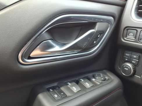 Used 2023 Chevrolet Suburban RST AWD/4WD image 21