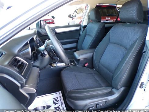 Used 2019 Subaru Outback 2.5i Premium AWD/4WD image 12