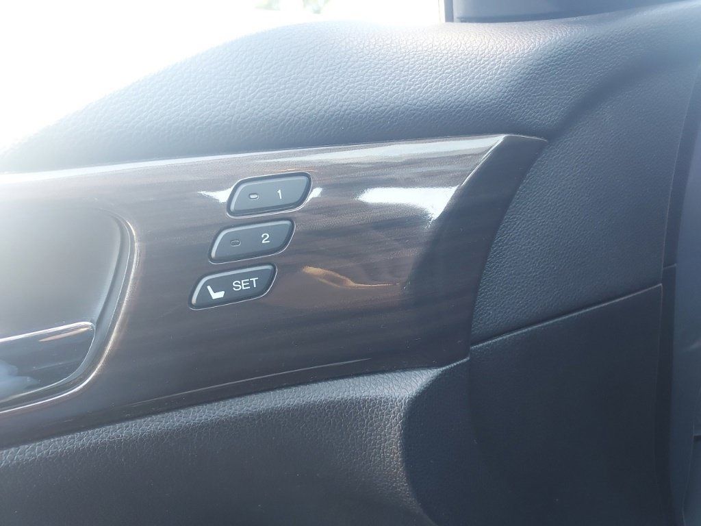 Used 2017 Honda Accord EX-L image 28