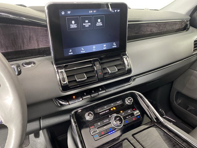 Used 2021 Lincoln Navigator Reserve w/ Luxury Package AWD/4WD image 28