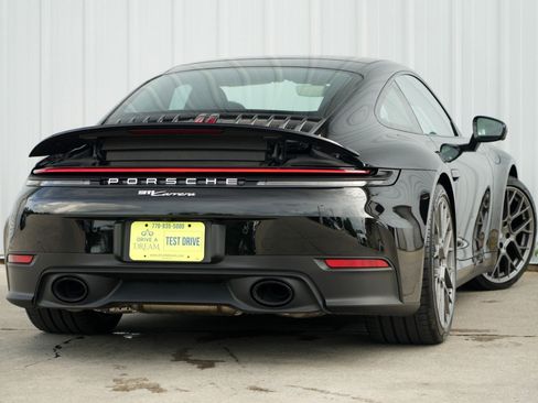 Used 2025 Porsche 911 Carrera image 5