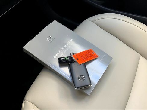 Certified 2025 MAZDA CX-30 AWD 2.5 S w/ Preferred Package image 14