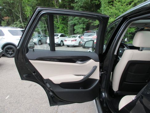 Used 2015 BMW X1 xDrive35i AWD/4WD image 16