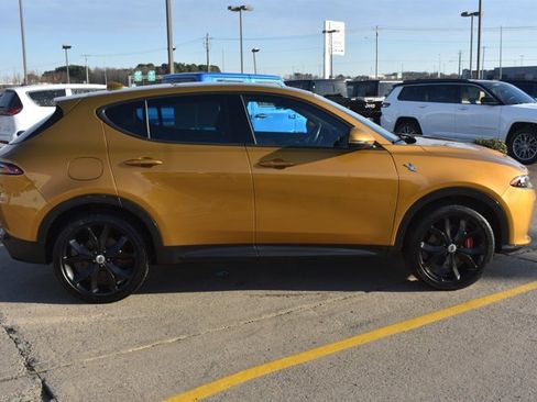 Used 2024 Dodge Hornet R/T Plus w/ Track Pack image 4