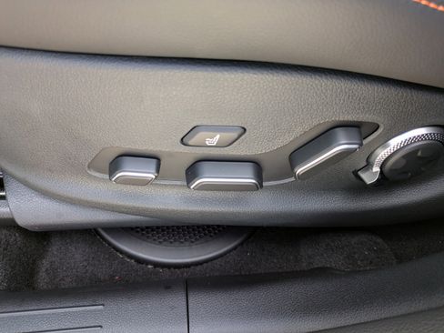New 2026 Genesis GV70 2.5T Sport Prestige AWD/4WD image 19