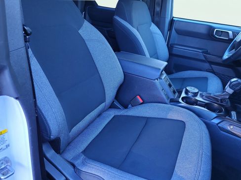 Used 2025 Ford Bronco Big Bend image 18