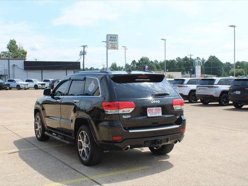 Certified 2019 Jeep Grand Cherokee Overland RWD image 9
