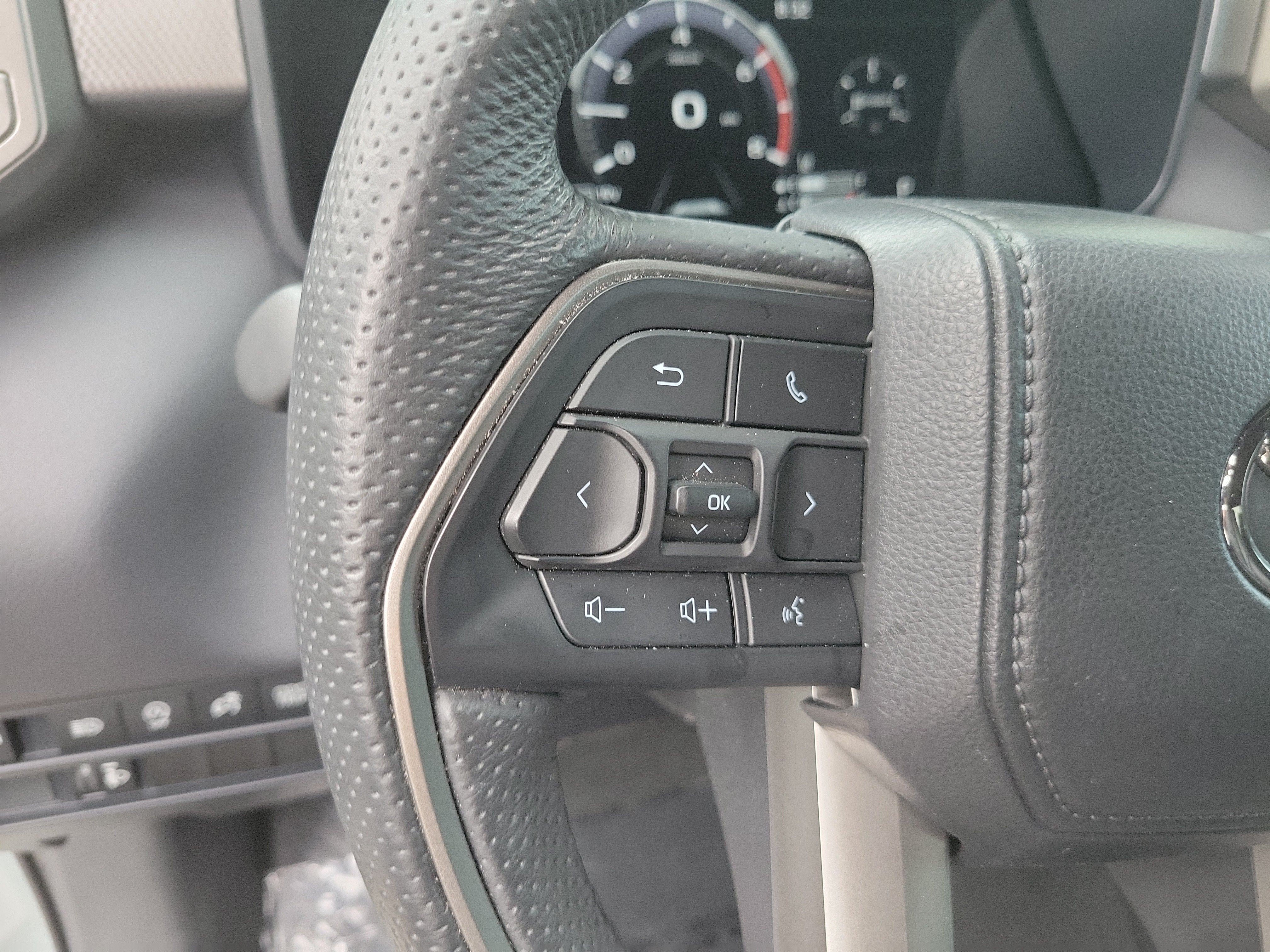 Certified 2025 Toyota Tundra Limited AWD/4WD image 26