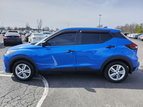 Used 2021 Nissan Kicks S image 12