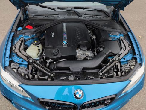 Used 2017 BMW M2 image 32