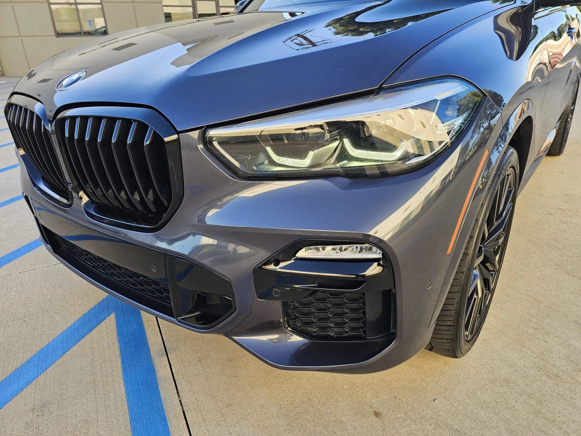 Used 2020 BMW X5 xDrive40i w/ M Sport Package AWD/4WD image 10