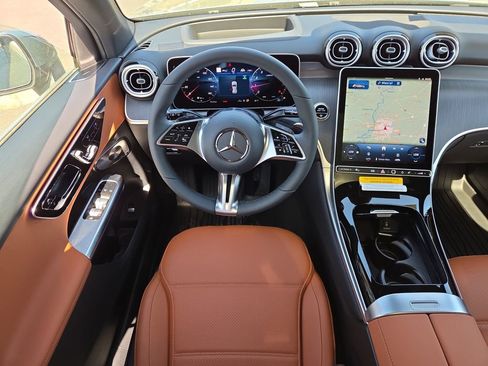 New 2026 Mercedes-Benz GLC 300 4MATIC image 14