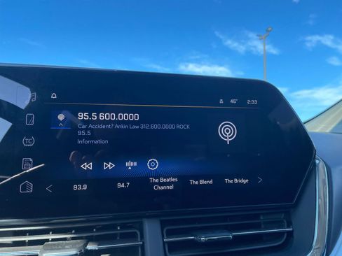 Used 2025 Chevrolet Trax LT image 20