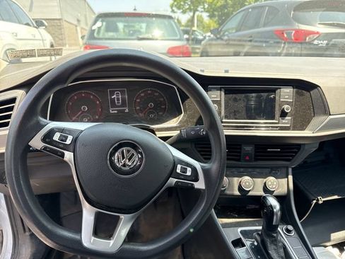 Used 2019 Volkswagen Jetta SE FWD image 12