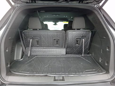 Certified 2023 Chevrolet Traverse LT w/ LPO, Floor Liner Package image 31