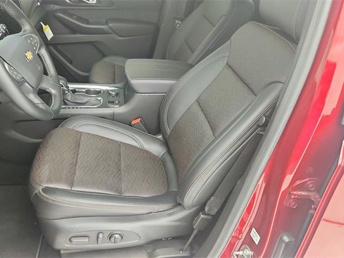 Certified 2023 Chevrolet Traverse High Country image 15