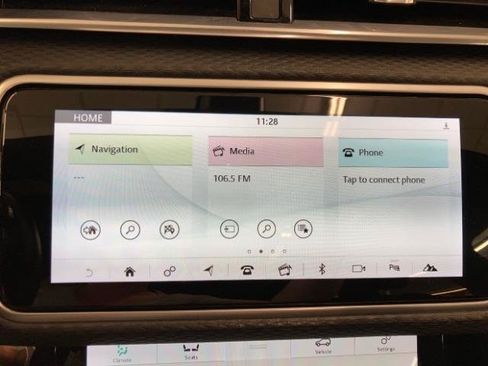 Used 2018 Land Rover Range Rover Velar R-Dynamic SE AWD/4WD image 20