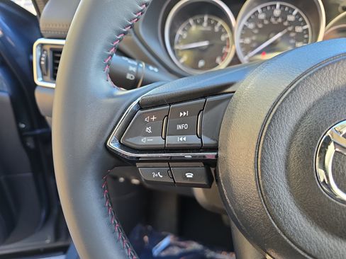 Used 2023 MAZDA CX-5 Carbon Edition image 19