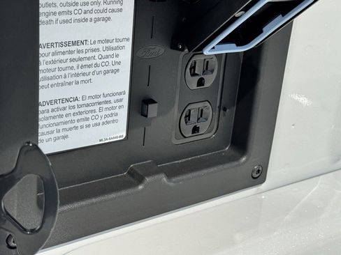 New 2025 Ford F150 Lariat w/ Equipment Group 501A Mid image 43