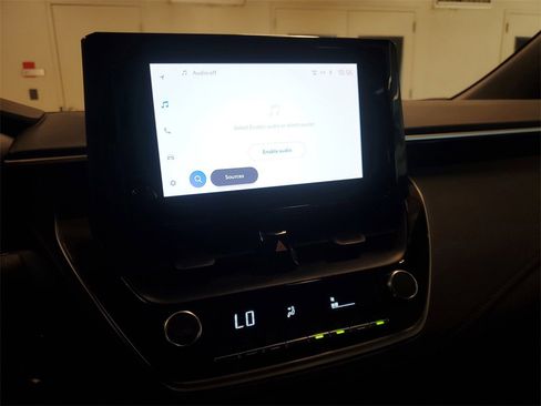 Used 2024 Toyota Corolla SE image 26