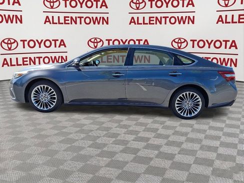 Used 2018 Toyota Avalon Limited w/ All Weather Liner Package FWD image 6