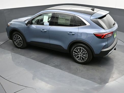 New 2024 Ford Escape PHEV w/ PHEV Premium Package image 38