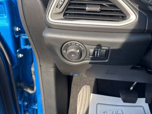 New 2026 Chrysler Pacifica Select image 15