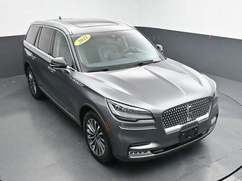 Used 2021 Lincoln Aviator Reserve w/ Elements Package Plus AWD/4WD image 13