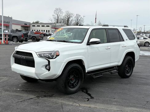 Used 2023 Toyota 4Runner SR5 Premium image 26