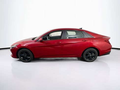 Used 2023 Hyundai Elantra SEL w/ Cargo Package FWD image 8